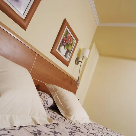 Hotel Invisa La Cala 4*