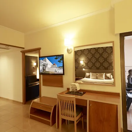 Invisa La Cala 4* Santa Eularia des Riu