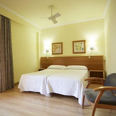Invisa La Cala (adults Only) Otel 4*