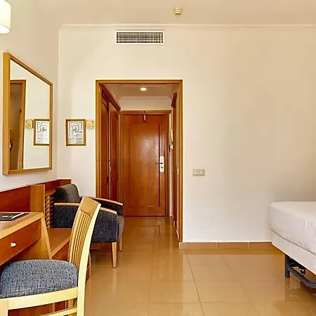 Invisa La Cala (adults Only) Szálloda Santa Eularia des Riu