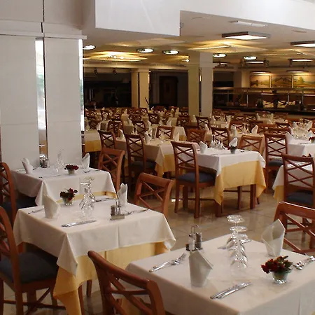 Invisa La Cala 4*