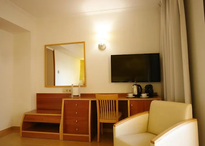 Invisa La Cala (adults Only) Готель Санта-Еулалія-дель-Ріо